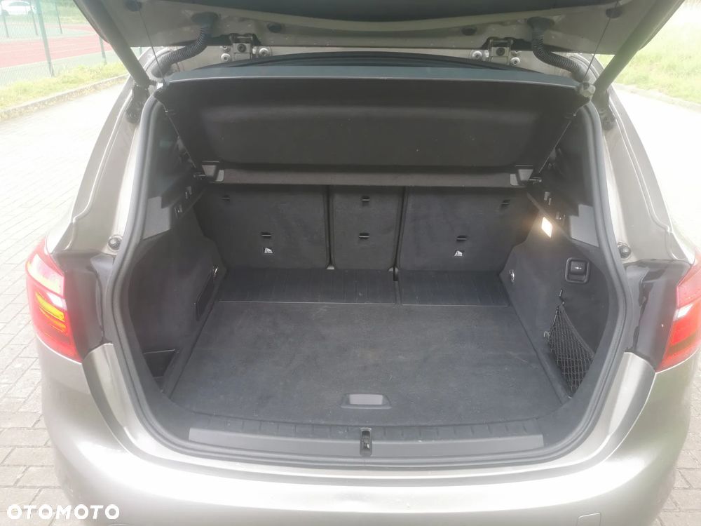 BMW Seria 2 220d xDrive Sport-Aut Luxury Line - 11