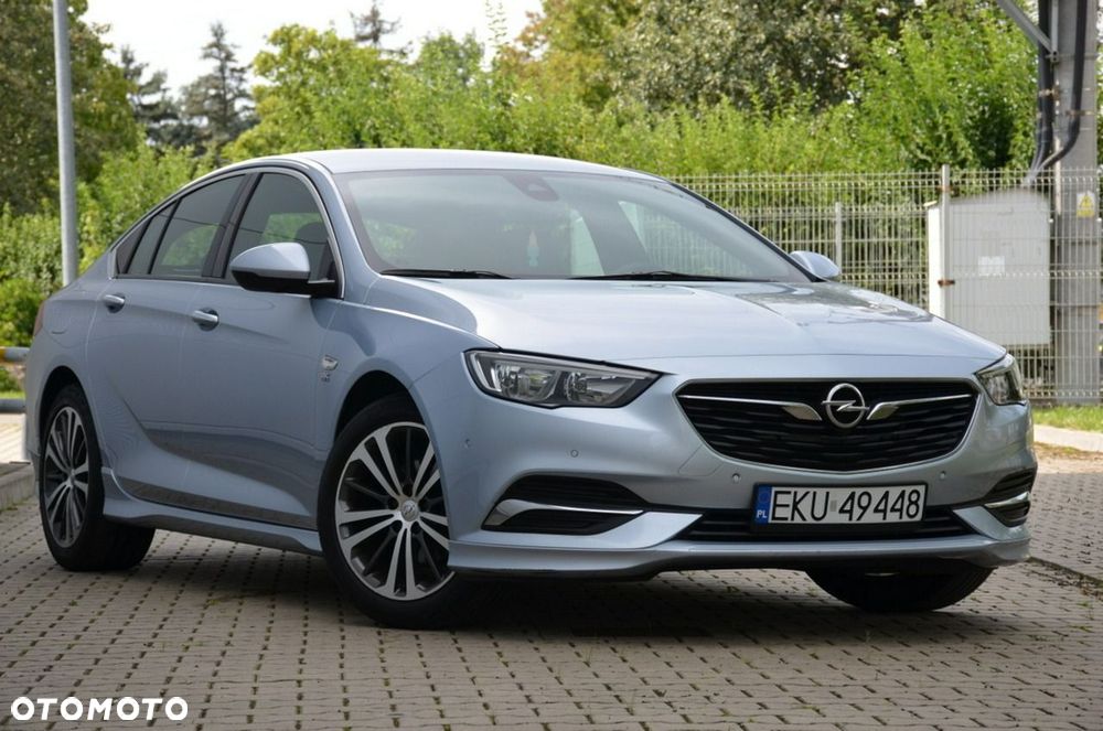 Opel Insignia - 13