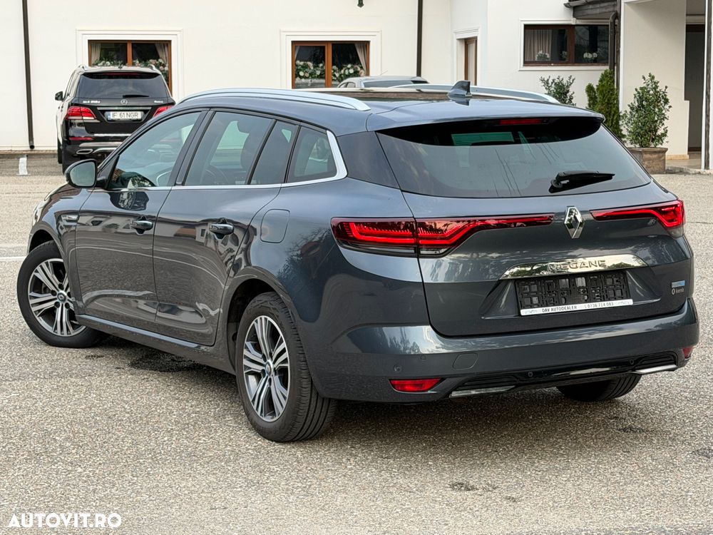 Renault Megane E-TECH 160 INTENS - 4