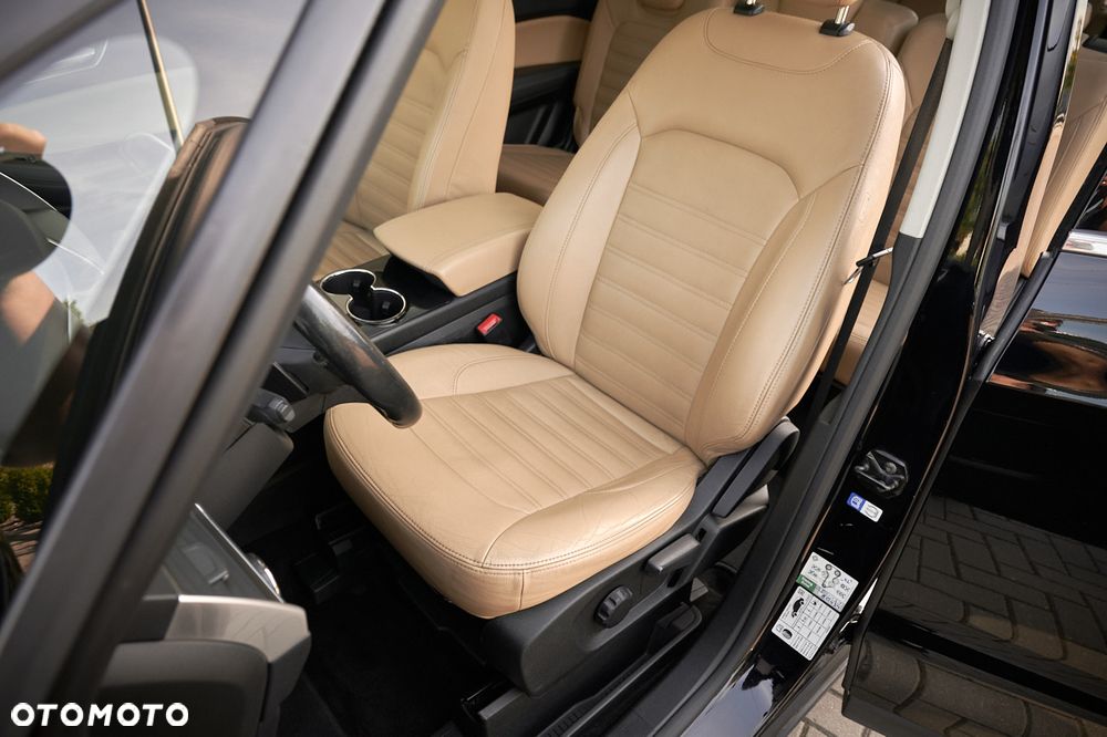 Ford Galaxy 2.0 TDCi 4WD Titanium PowerShift - 21