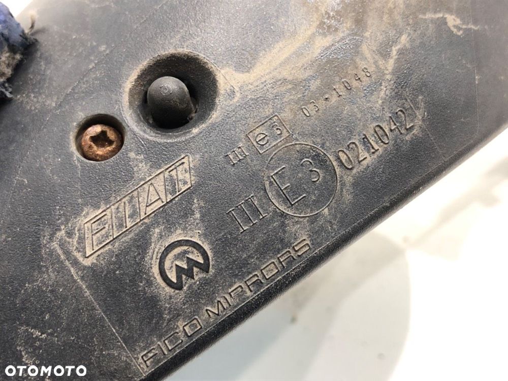 LUSTERKO PRAWY  FIAT BRAVO II (198_) 2006 - 2022 1.4 T-Jet (198AXG1B) 88 kW [120 KM] benzyna 2007 - - 8