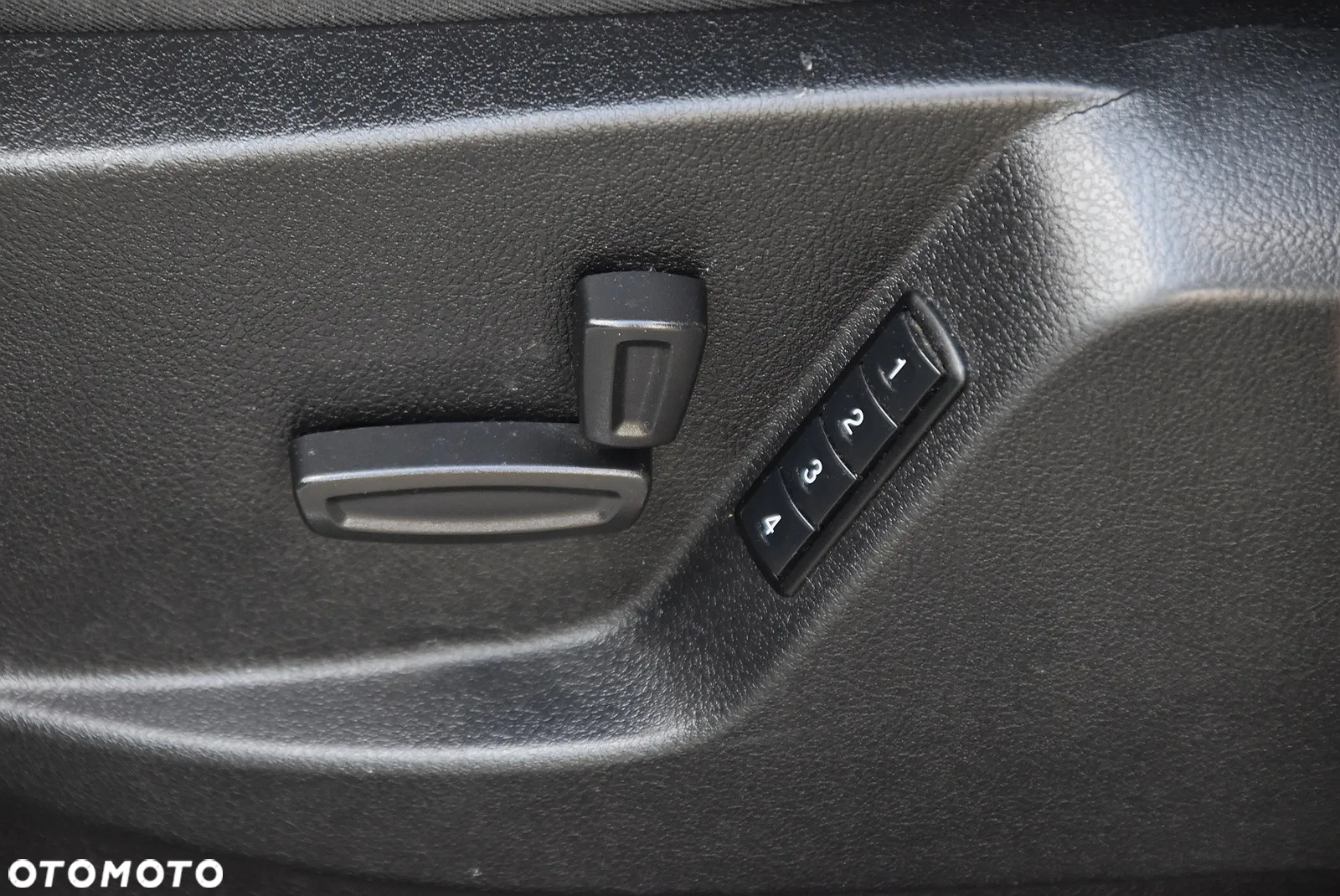 Ford Galaxy - 26