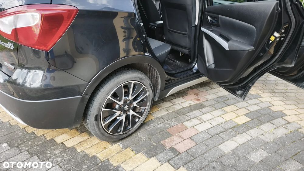 Suzuki SX4 S-Cross 1.6 DDiS Premium 4WD - 7