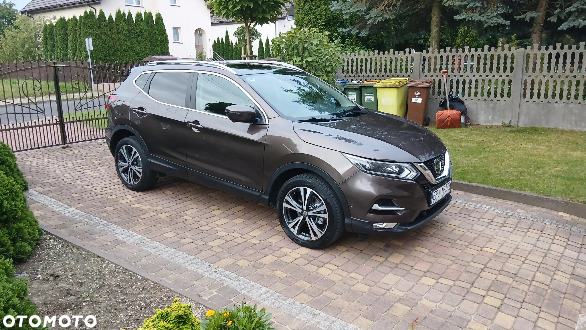Nissan Qashqai 1.3 DIG-T N-Connecta EU6d - 6