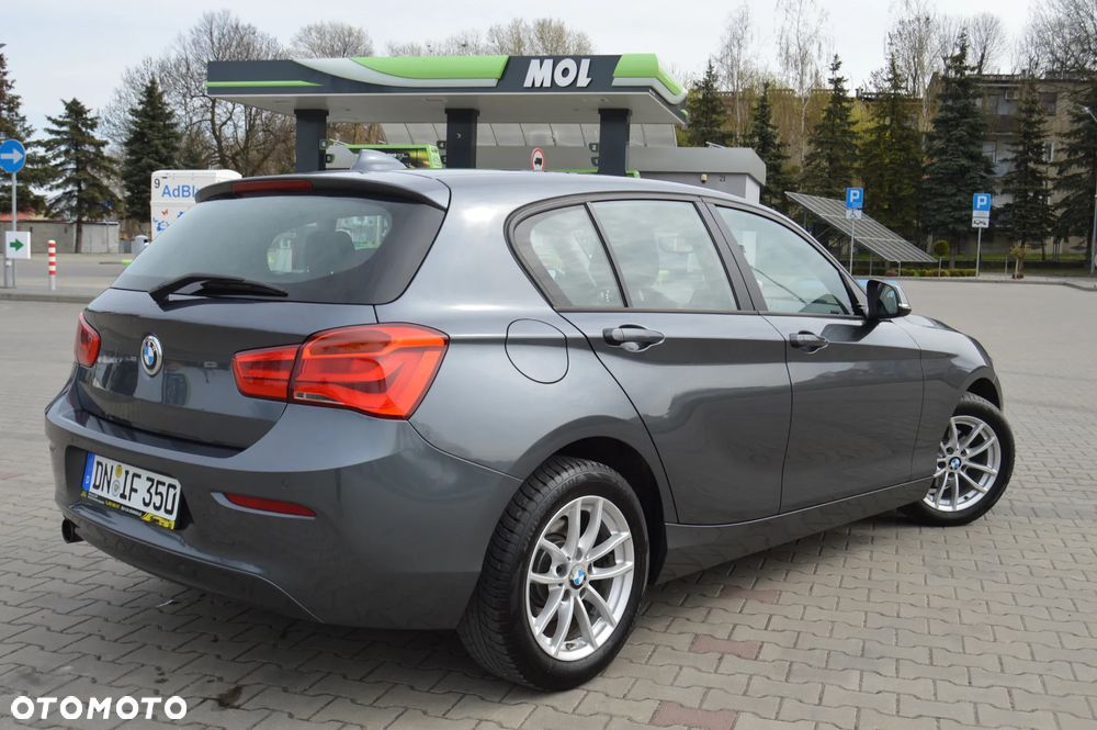 BMW Seria 1 118i Sport Line - 25