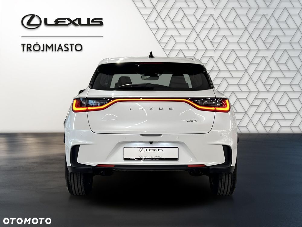 Lexus LBX 1.5 Hybrid - 5