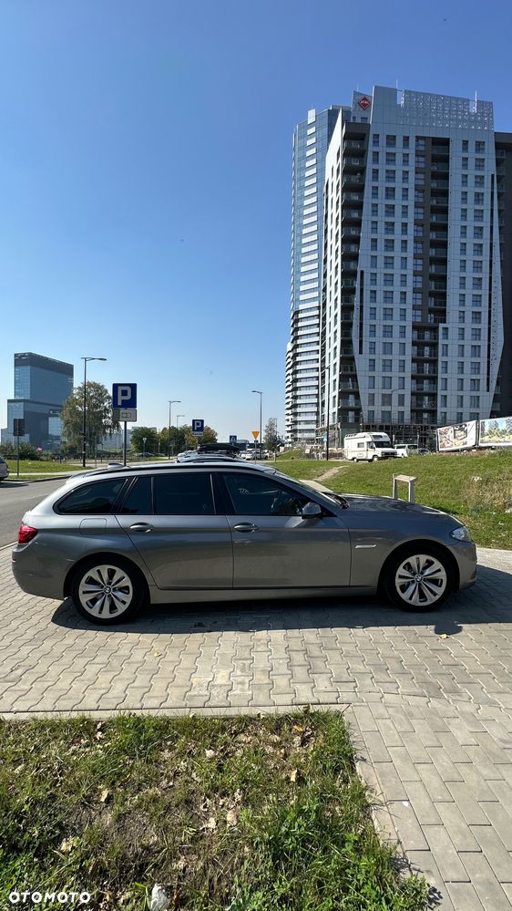 BMW Seria 5 530d xDrive - 4