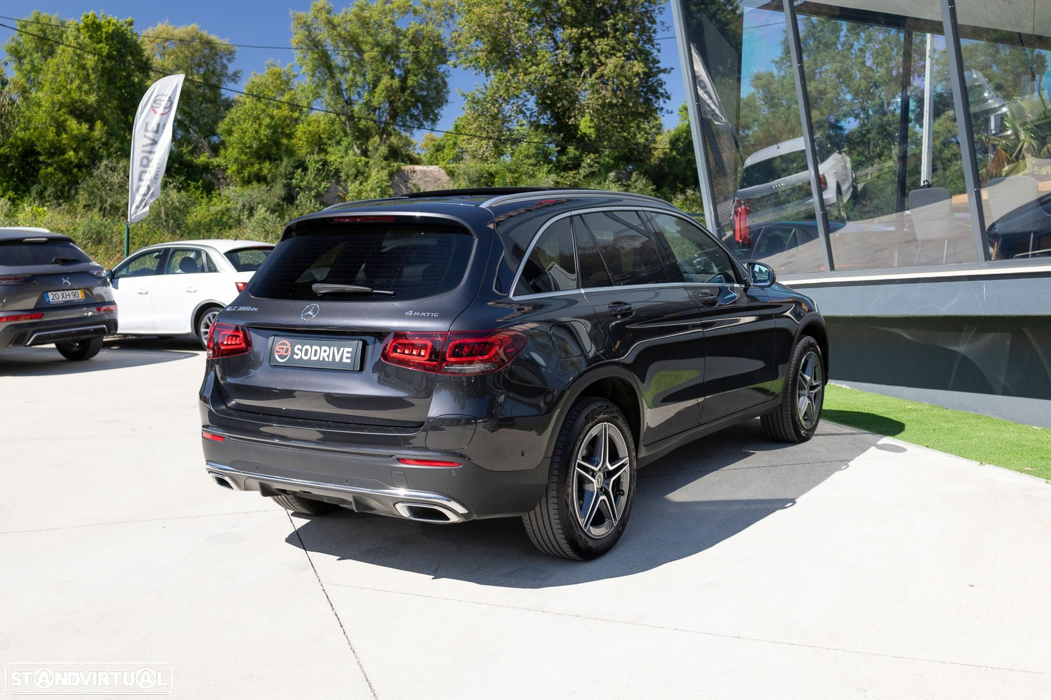 Mercedes-Benz GLC 300 - 5