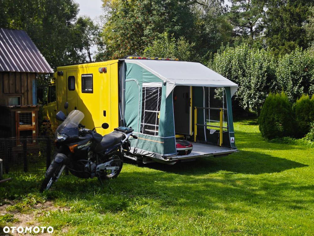 Mercedes-Benz Vario 818D - 6