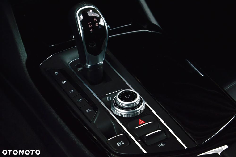 Maserati Levante Granlusso - 30