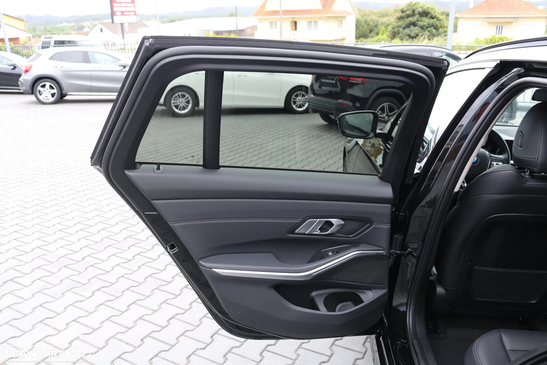 BMW 320 d Touring Line Sport Auto - 37