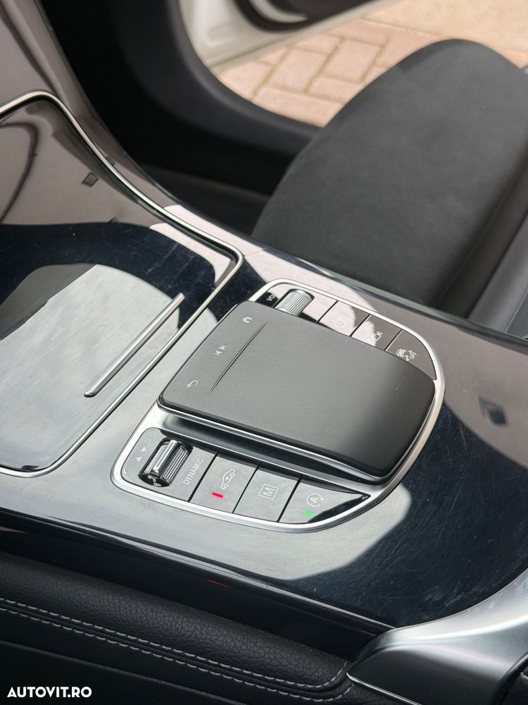 Mercedes-Benz GLC Coupe 220 d 4Matic 9G-TRONIC AMG Line - 28