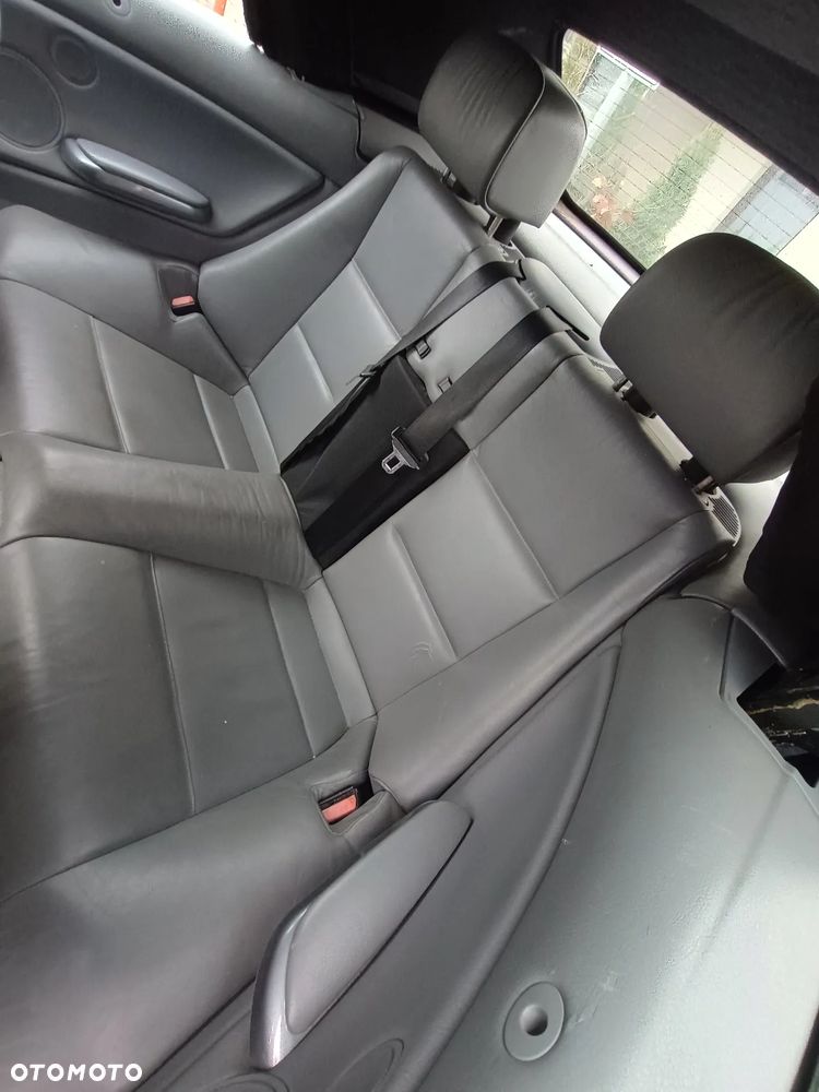 BMW Seria 3 323Ci - 5