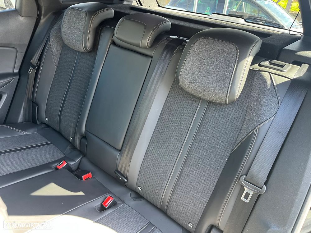Peugeot 3008 1.2 PureTech GT Line - 10