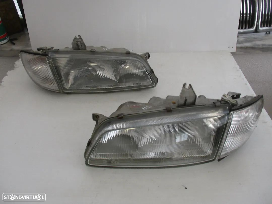 Farol Optica Hyundai H1 Esq Dto - 1