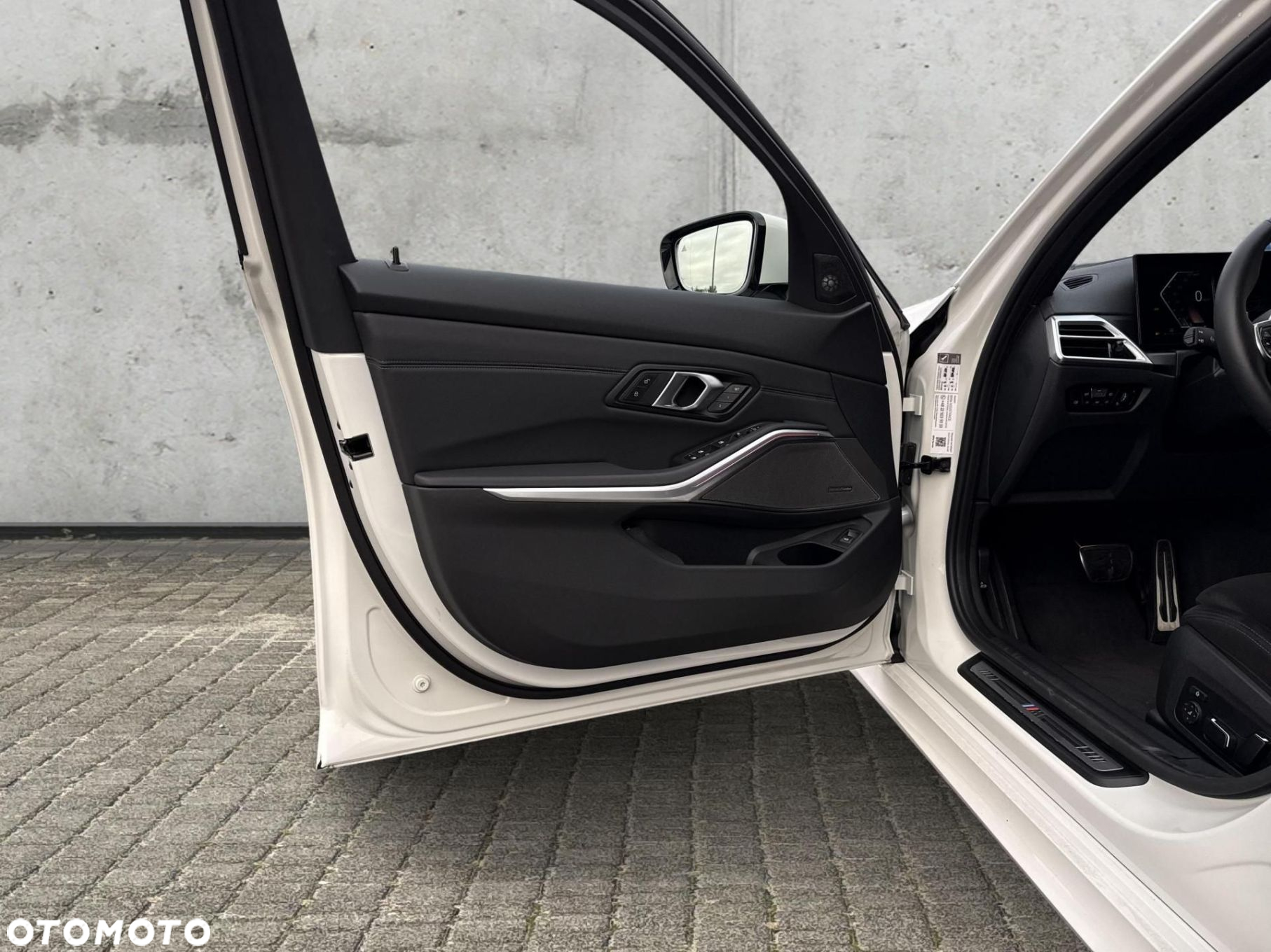 BMW Seria 3 - 11