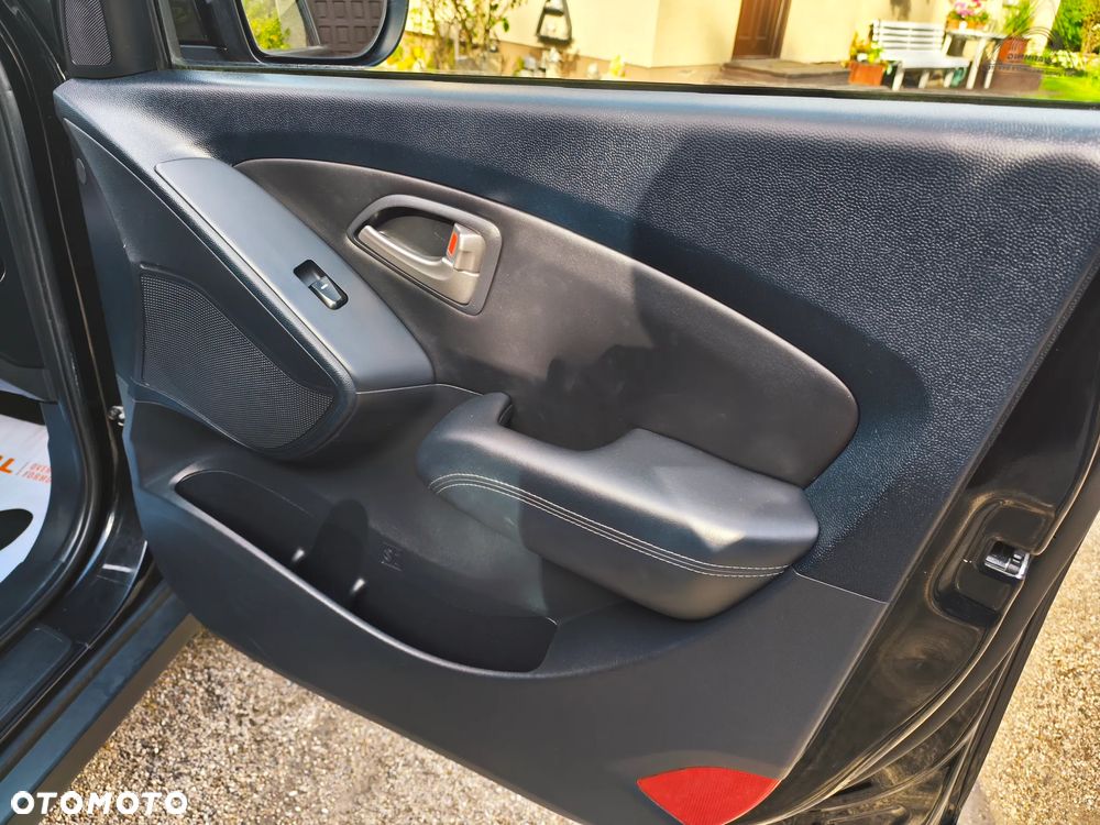 Hyundai ix35 1.7 CRDi Premium 2WD - 23