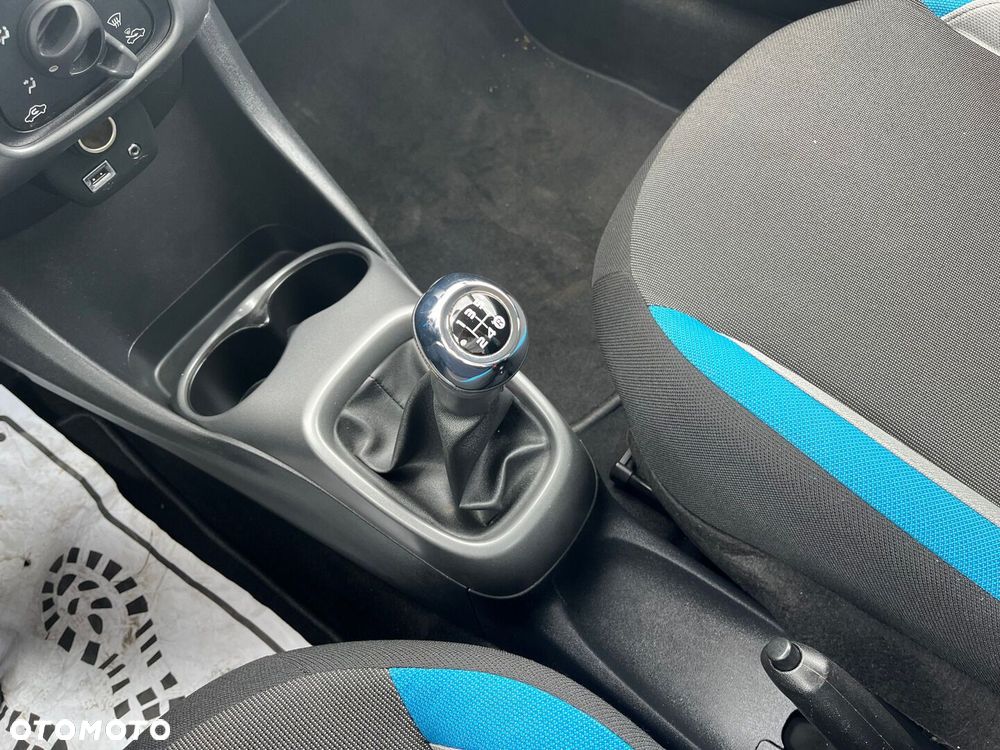 Toyota Aygo - 16