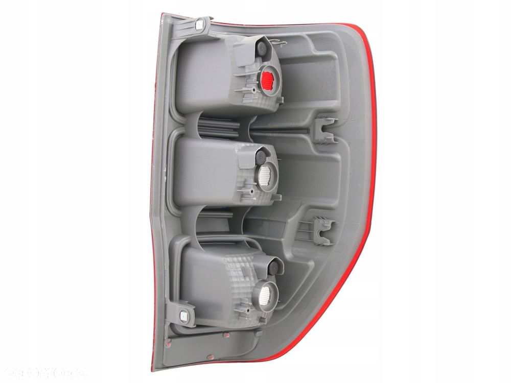 Lampa tyl na na błotnik Ford Ranger 2011-2016 Lewa L - 2