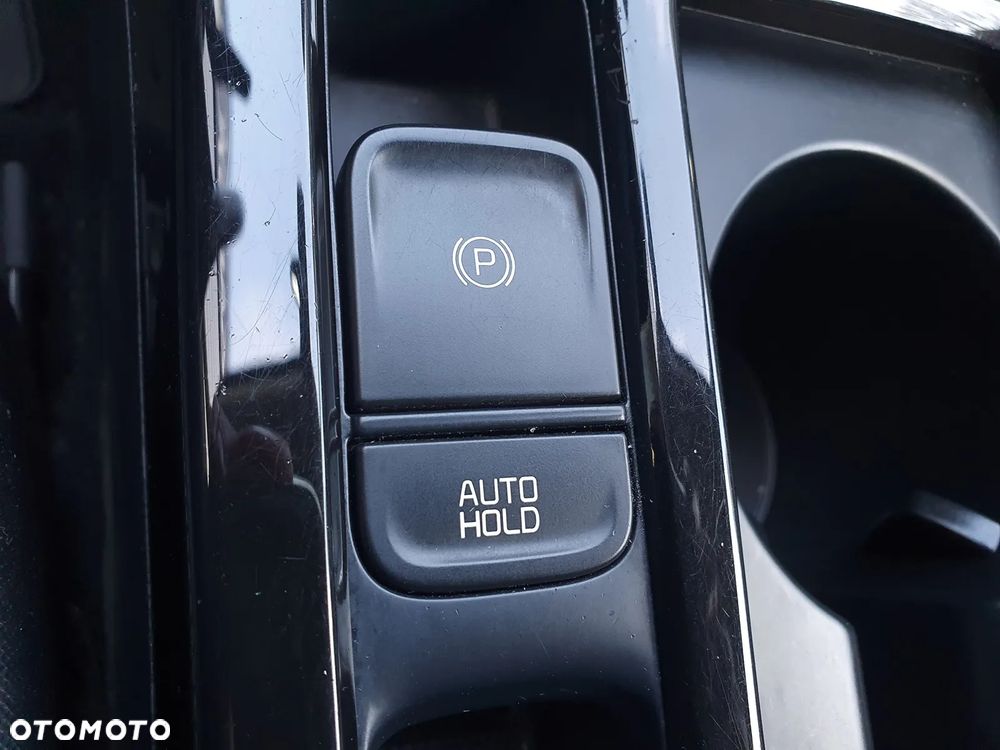 Kia Ceed 1.4 T-GDI L Business Line - 16