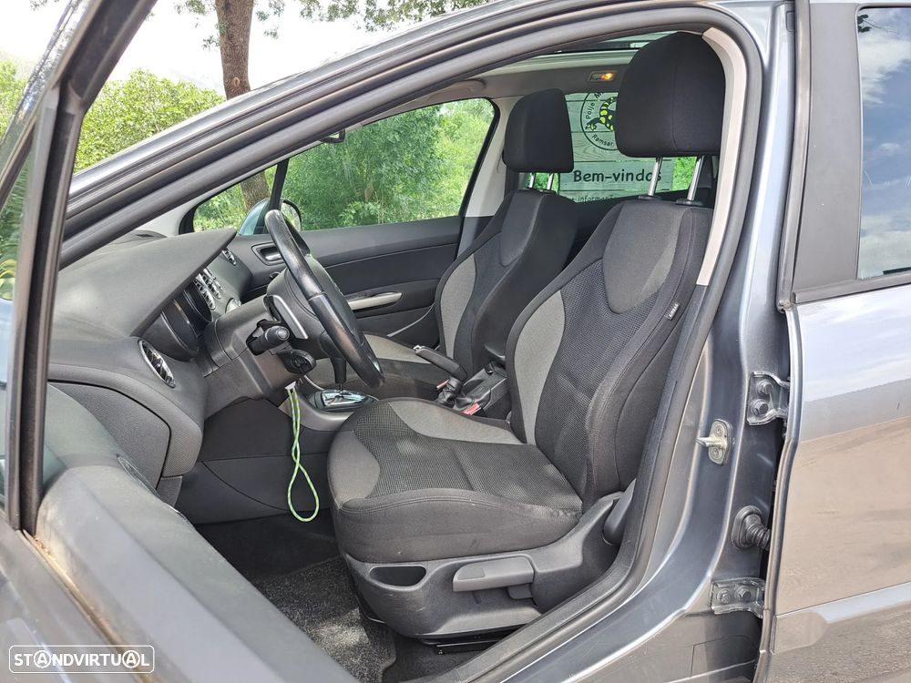 Peugeot 308 SW 1.6 HDi Executive CMP6 - 14