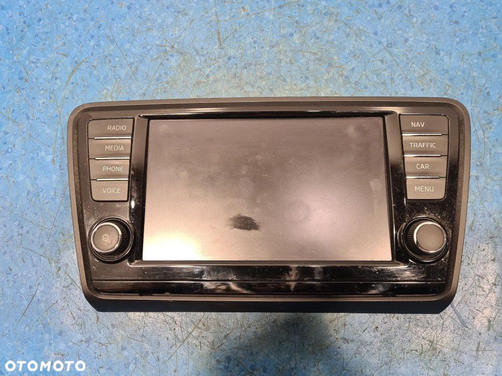 SKODA OCTAVIA III SCOUT KOMBI WYŚWIETLACZ RADIA / GPS 5E0919606 - 2