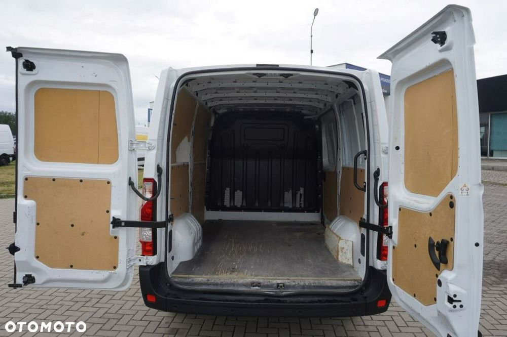 Renault Master - 10