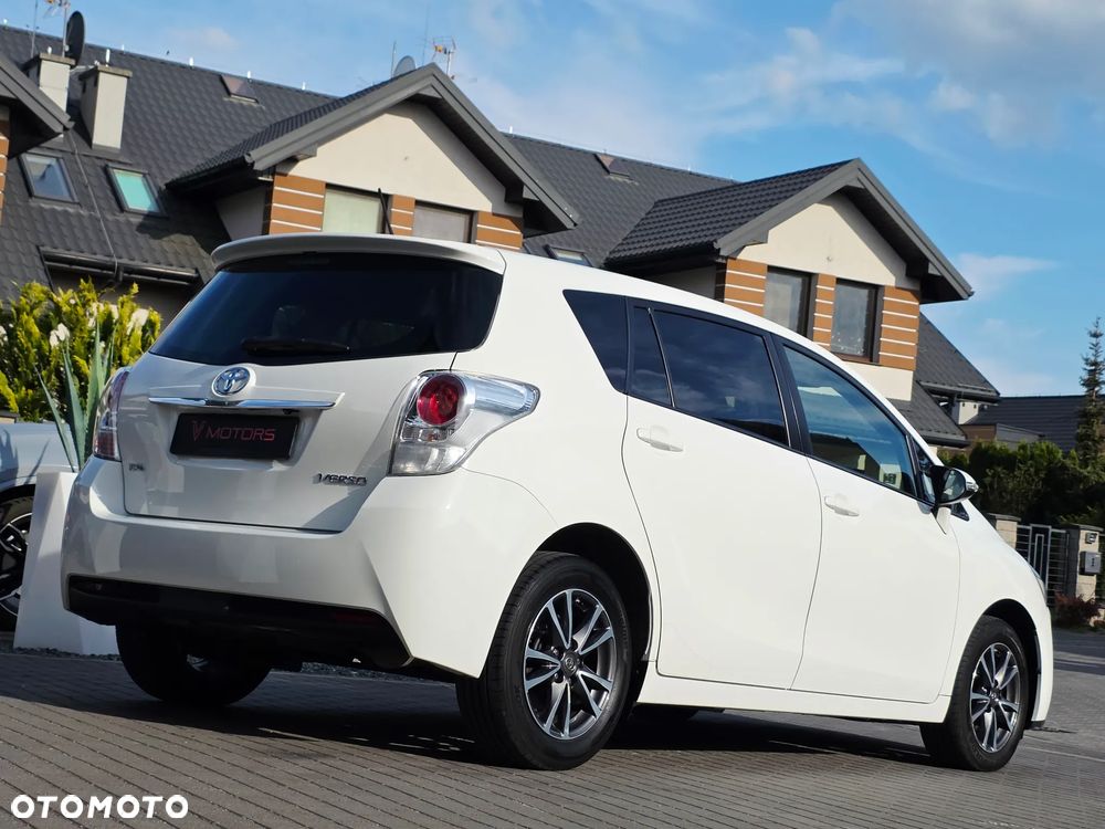 Toyota Verso 1.6 D-4D Premium - 29