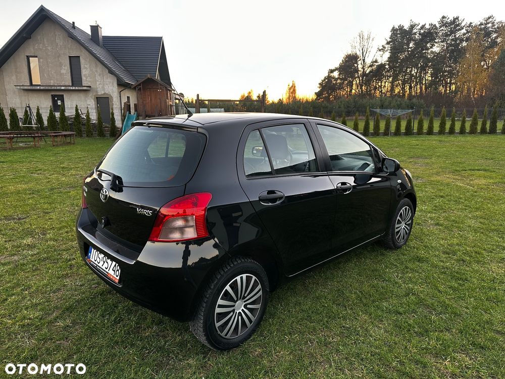 Toyota Yaris 1.3 VVT-i Luna - 8