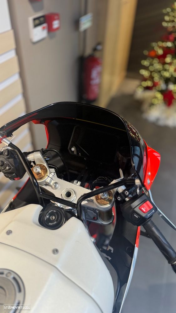 Yamaha XSR 900 GP AKRAPOVIC - 11