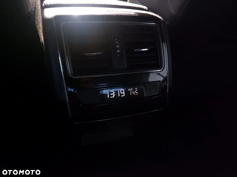 Skoda Superb 1.5 TSI ACT Ambition - 40