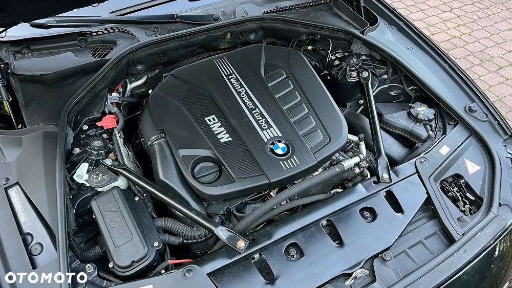 BMW Seria 5 530d Sport-Aut - 35