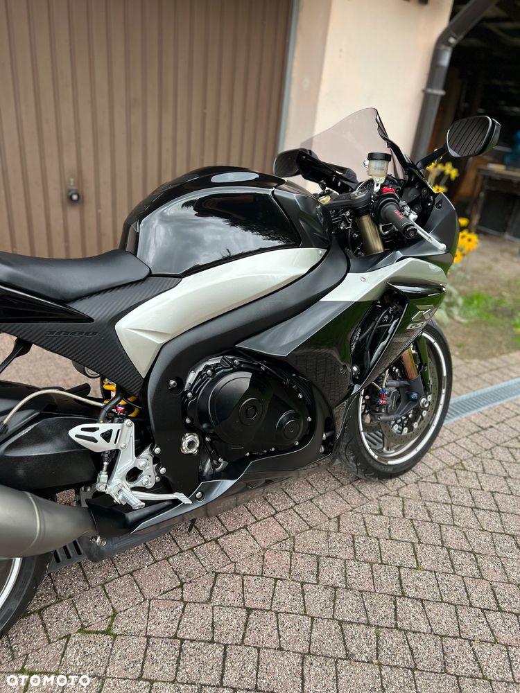 Suzuki GSX-R - 16