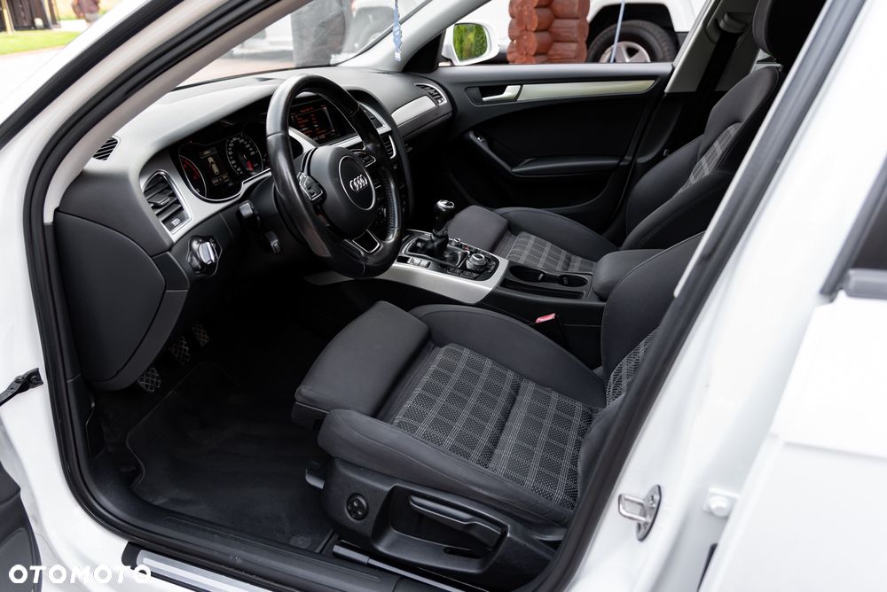 Audi A4 Avant 2.0 TDI DPF clean diesel Attraction - 17