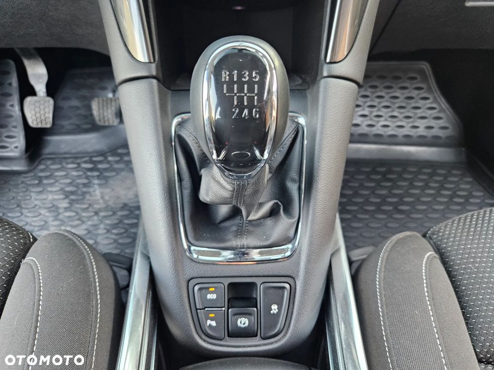 Opel Zafira 2.0 D (CDTI ecoFLEX) Start/Stop Business Innovation - 18