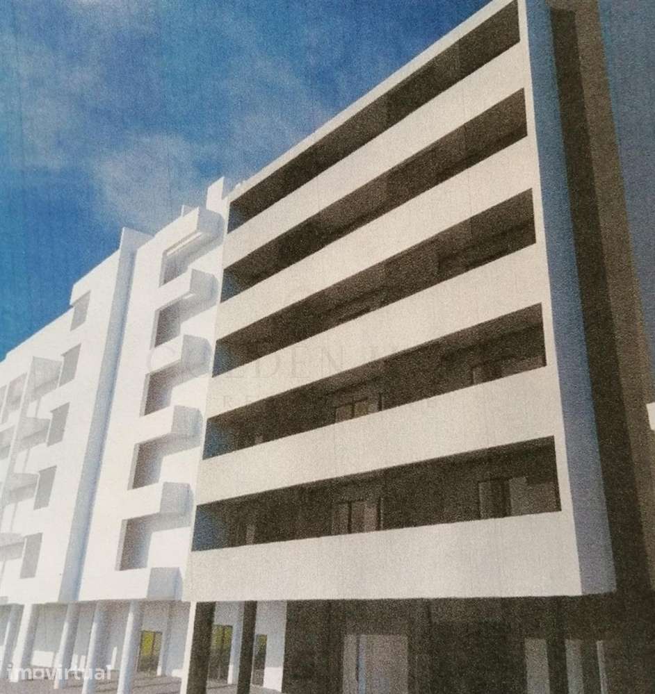 Apartamento T1 com Varanda e Garagem em Gaia - Grande imagem: 5/24