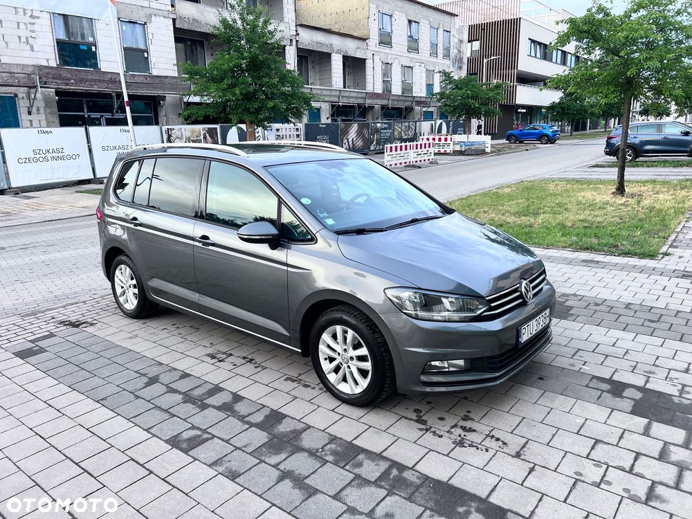 Volkswagen Touran 1.6 TDI SCR (BlueMotion Technology) DSG Comfortline - 2