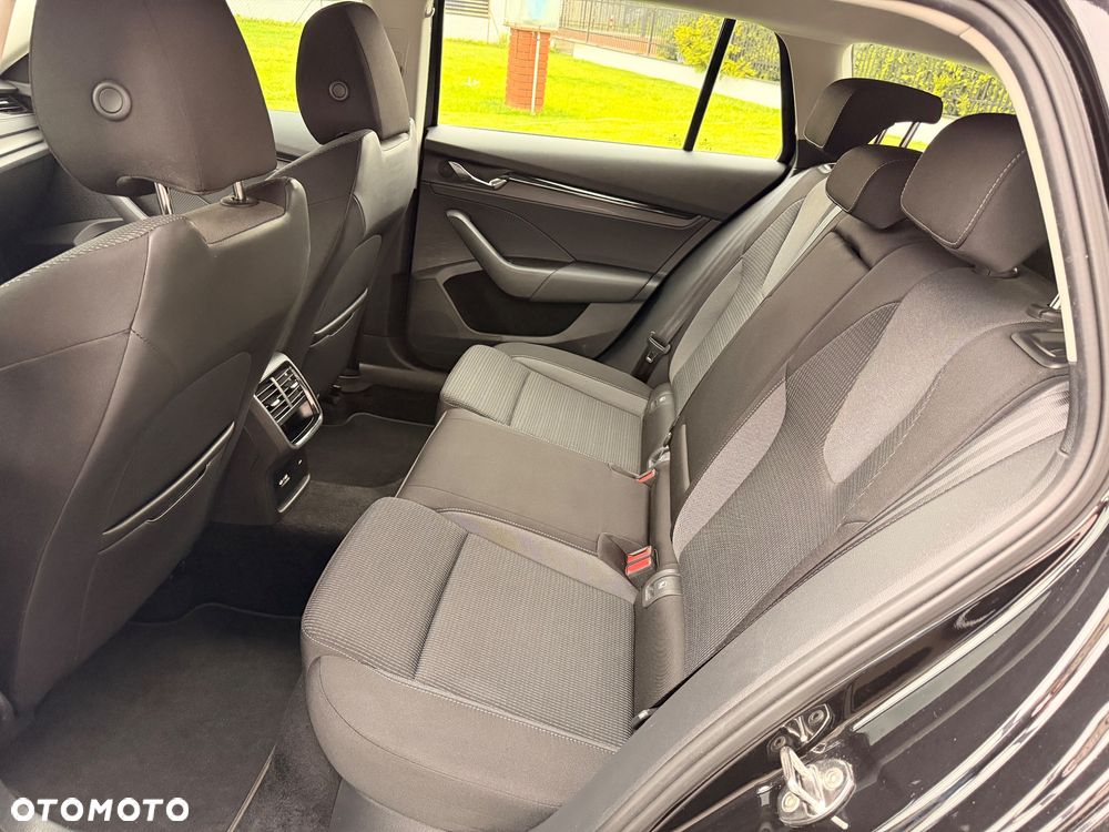 Skoda Octavia 1.5 TSI ACT Ambition - 25