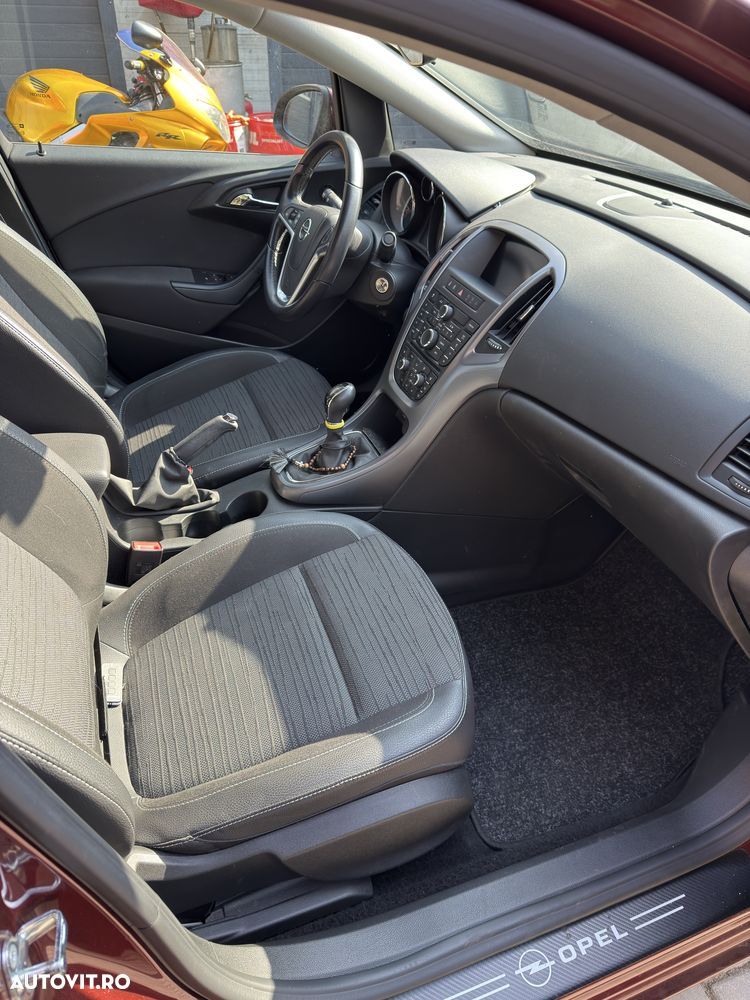 Opel Astra 1.4 Turbo - 5