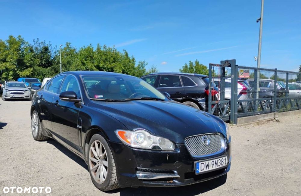 Jaguar XF