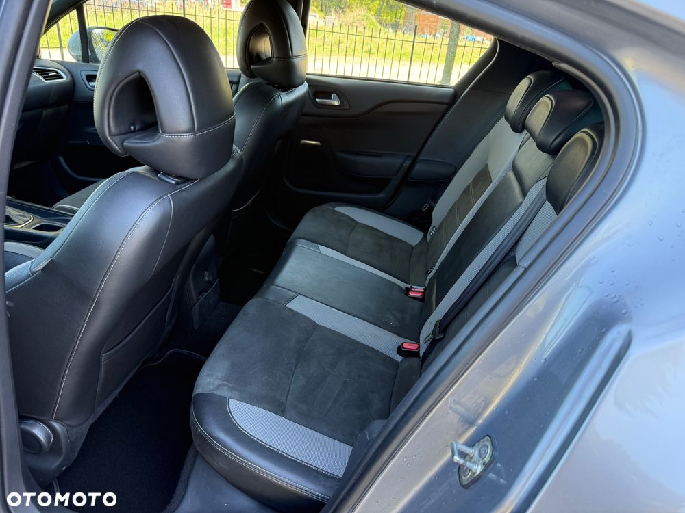 DS Automobiles DS 4 Crossback - 7
