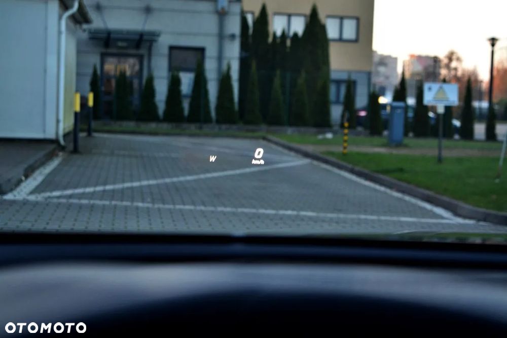 Mercedes-Benz Klasa E 250 9G-TRONIC AMG Line - 10