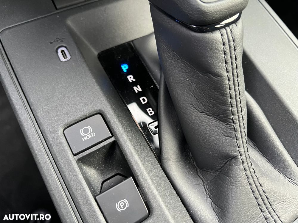 Toyota Corolla Cross 1.8I 2WD Active - 24