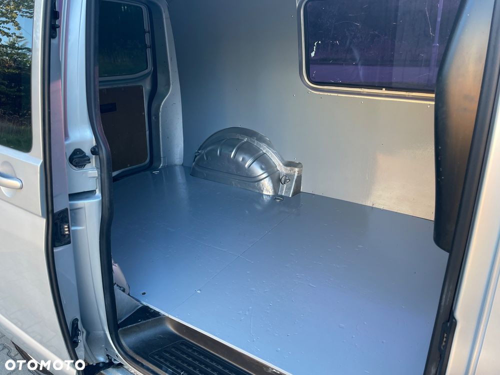 Volkswagen Transporter - 15