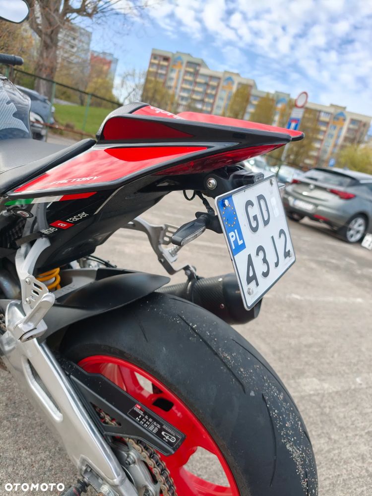 Aprilia Tuono - 20