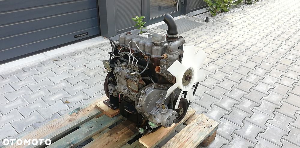 silnik ISEKI E3AE1 8130 zł netto - 10