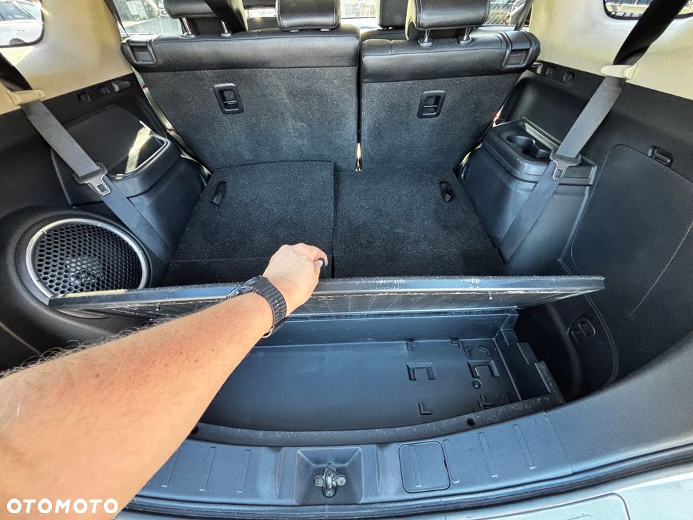 Mitsubishi Outlander 2.0 Intense + Navi 4WD CVT - 29