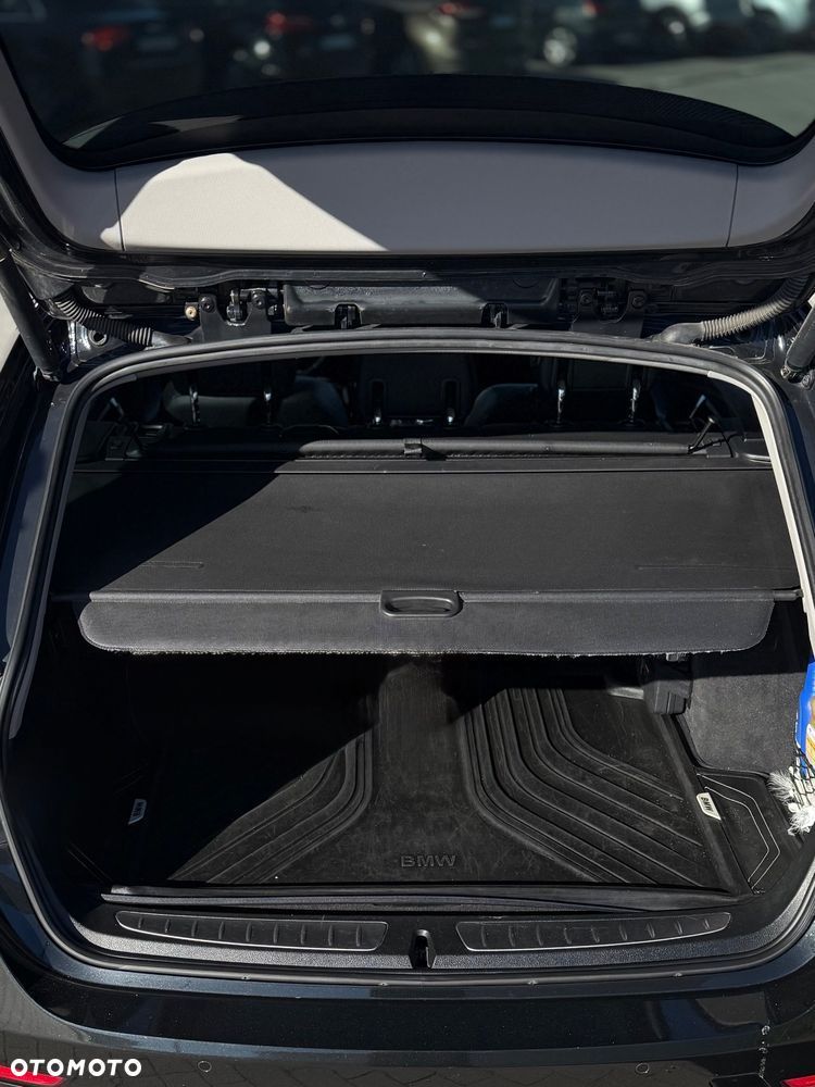 BMW Seria 3 318d xDrive Luxury Line - 16