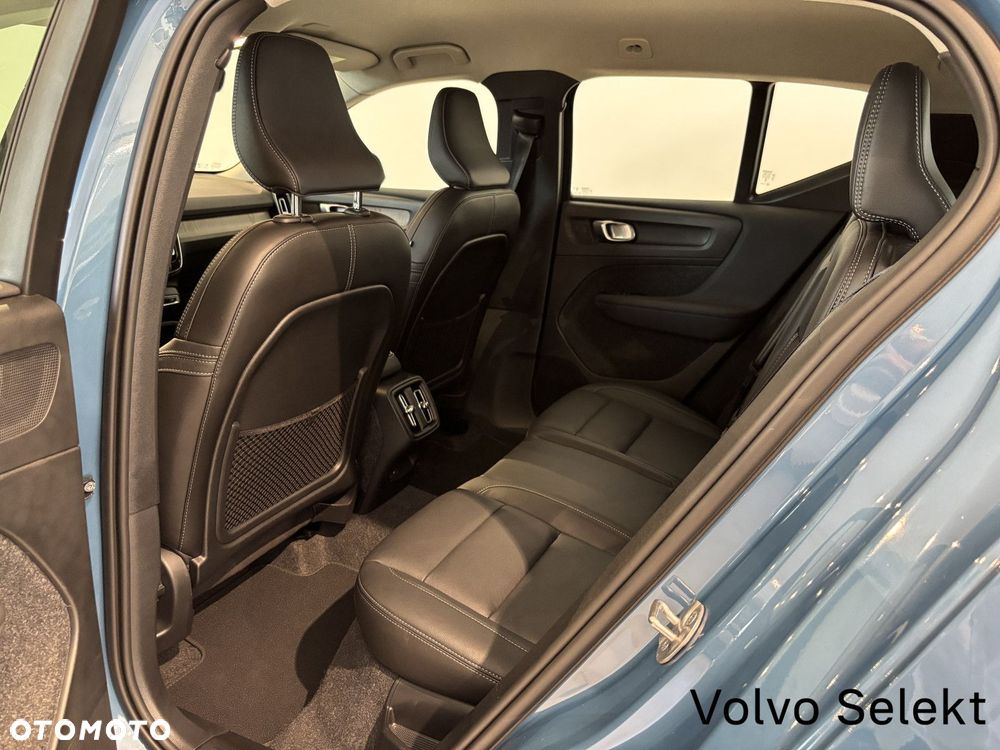 Volvo XC 40 - 23