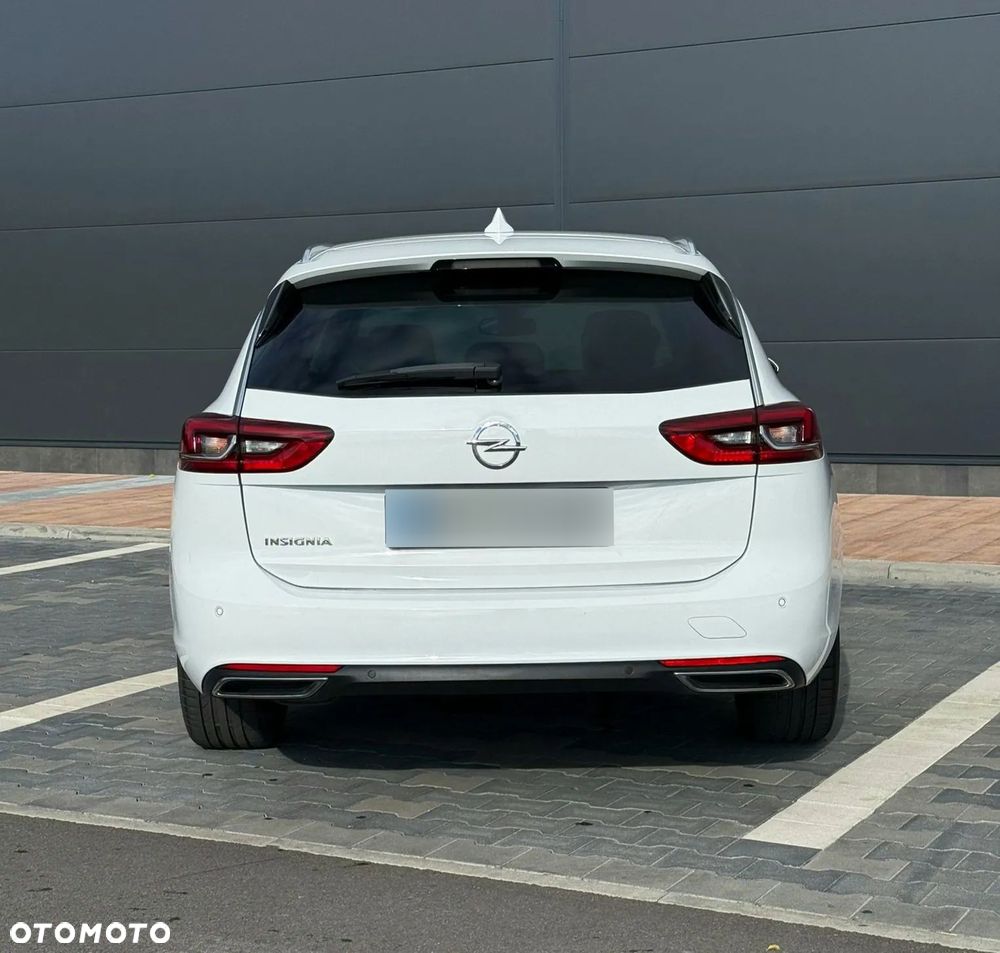 Opel Insignia 2.0 CDTI Cosmo S&S - 9